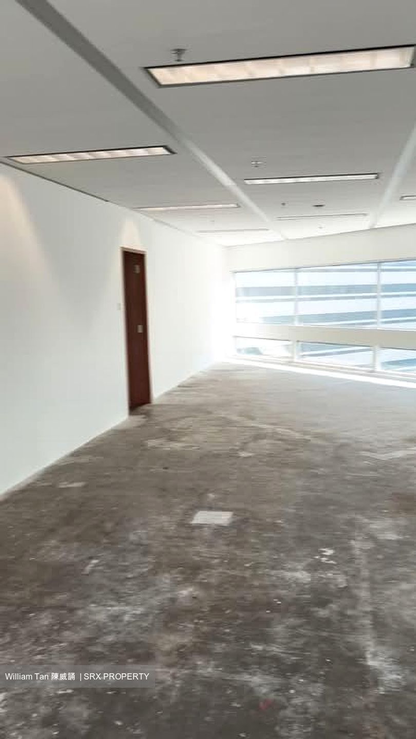 Gateway East (D7), Office #626069971